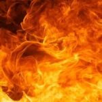 নারিন্দায় এসি বিস্ফোরণে পরিবার দগ্ধ নারিন্দায় এসি বিস্ফোরণে পরিবার দগ্ধ