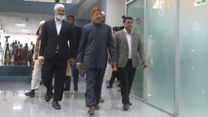 ৩০ আসনে ভোট জালিয়াতির অভিযোগ নিয়ে ইসি অভিমুখে জোট ৩০ আসনে ভোট জালিয়াতির অভিযোগ নিয়ে ইসি অভিমুখে জোট