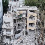 ইরানের হামলার পর তেল আবিব ধ্বংসের চিত্র ক্রমশ প্রকাশ পাচ্ছে ইরানি হামলার পর তেল আবিব ব্যাপক ধ্বংসের মুখোমুখি