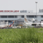 মধ্যপ্রাচ্য যুদ্ধের প্রভাবে চট্টগ্রাম ফ্লাইট স্থবিরতা মধ্যপ্রাচ্য যুদ্ধের তীব্র প্রভাবে চট্টগ্রাম বিমানযাত্রা স্থবির