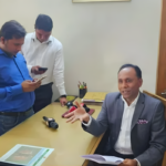 সারপ্রাইজ পরিদর্শনে ভূমি প্রতিমন্ত্রী অফিসে নেই কর্মকর্তা উপস্থিত সারপ্রাইজ পরিদর্শনে ভূমি প্রতিমন্ত্রী, কর্মকর্তারা অনুপস্থিত