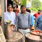 Fuel Irregularities in Manikganj Two Traders Fined মানিকগঞ্জে তেল মজুদ ও কারসাজি: দুই ব্যবসায়ীকে জরিমানা