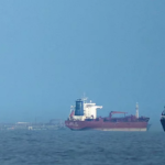 US Naval Blockade Forces Tankers Back to Hormuz হরমুজে ফিরে গেল মার্কিন নিষেধাজ্ঞার তেলবাহী জাহাজ রিচ স্টারি
