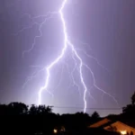 বজ্রপাতে গৃহবধূর মর্মান্তিক মৃত্যু মহেশপুরে বজ্রপাতে গৃহবধূর মর্মান্তিক মৃত্যু মহেশপুরে