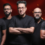 জুনে ঢাকার মঞ্চে ফিরছেন অনুপম রায় আবার জুনে ঢাকার মঞ্চে ফিরছেন অনুপম রায় আবার