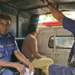 চাঁপাইনবাবগঞ্জে ছাত্রী ধর্ষণ শিক্ষক গ্রেপ্তার এলাকায় তীব্র ক্ষোভ চাঁপাইনবাবগঞ্জে ছাত্রী ধর্ষণ: শিক্ষক গ্রেপ্তার, এলাকায় তীব্র ক্ষোভ
