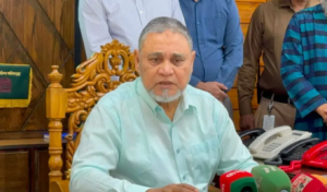 রাষ্ট্রপতি নির্বাচনে ব্যালট ‘ওপেন’, কে কাকে ভোট দেবেন সবই দেখা যাবে: সিইসি রাষ্ট্রপতি নির্বাচনে ব্যালট ‘ওপেন’, কে কাকে ভোট দেবেন সবই দেখা যাবে: সিইসি