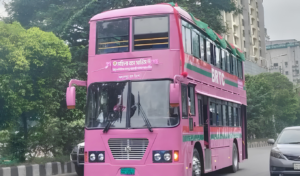 চালুর পরদিনই মহিলা বাসে যাত্রী সংকট