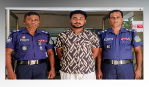 শেরপুরে গভীর রাতে মশাল মিছিলের চেষ্টা আওয়ামী লীগের ৬ নেতাকর্মী গ্রেপ্তার শেরপুরে গভীর রাতে মশাল মিছিলের চেষ্টা: আওয়ামী লীগের ৬ নেতাকর্মী গ্রেপ্তার