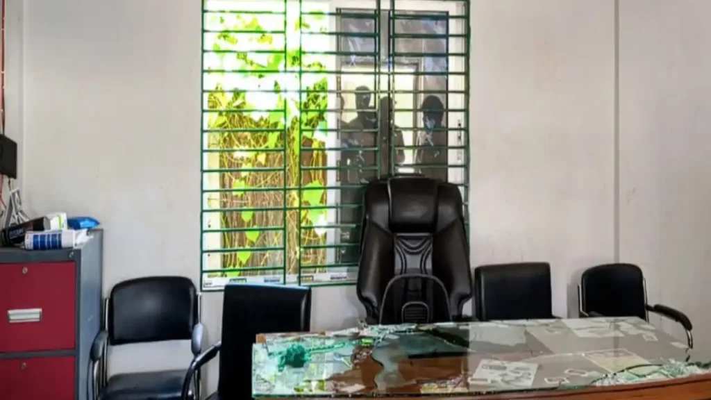 সোনারগাঁয়ে বিএনপির দুই পক্ষের সংঘর্ষে আহত ১০ সোনারগাঁয়ে বিএনপির দুই পক্ষের সংঘর্ষে আহত ১০