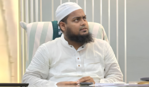 ৯ বিয়ের দাবি অস্বীকার, স্ট্যাটাসে পাল্টা চ্যালেঞ্জ ইসলামী বক্তার