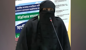 নতুন অভিযোগে ফেঁসে যেতে পারেন এমপি মাহবুবা হাকিম