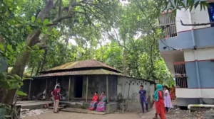 মানিকগঞ্জে বৃদ্ধার গলা কেটে স্বর্ণালঙ্কার নিয়ে গেল দুর্বৃত্তরা
