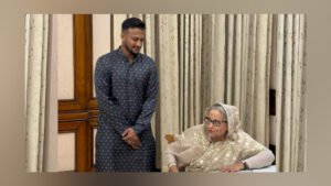 সাবেক প্রধানমন্ত্রী শেখ হাসিনাকে জন্মদিনের শুভেচ্ছা সাকিবের