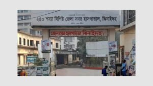 ৪০০ রোগীর চাপ, ৩৭ চিকিৎসকেই চলছে ঝিনাইদহ হাসপাতাল