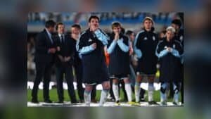 আর্জেন্টিনাকে বিদায় জানাতে গিয়ে আবেগে ভাসলেন মেসি আর্জেন্টিনাকে বিদায় জানাতে গিয়ে আবেগে ভাসলেন মেসি