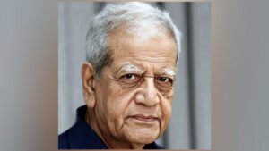 স্মরণে তোয়াব খান: সাংবাদিকতার এক অনন্য অধ্যায় স্মরণে তোয়াব খান সাংবাদিকতার এক অনন্য অধ্যায়